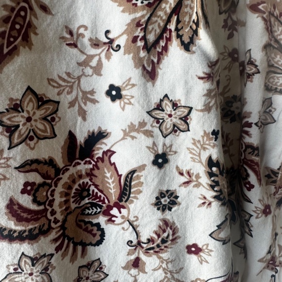 Women's  C&C California paisley, Mao collar, long  sleeves, blouse. Size S. - Picture 14 of 15